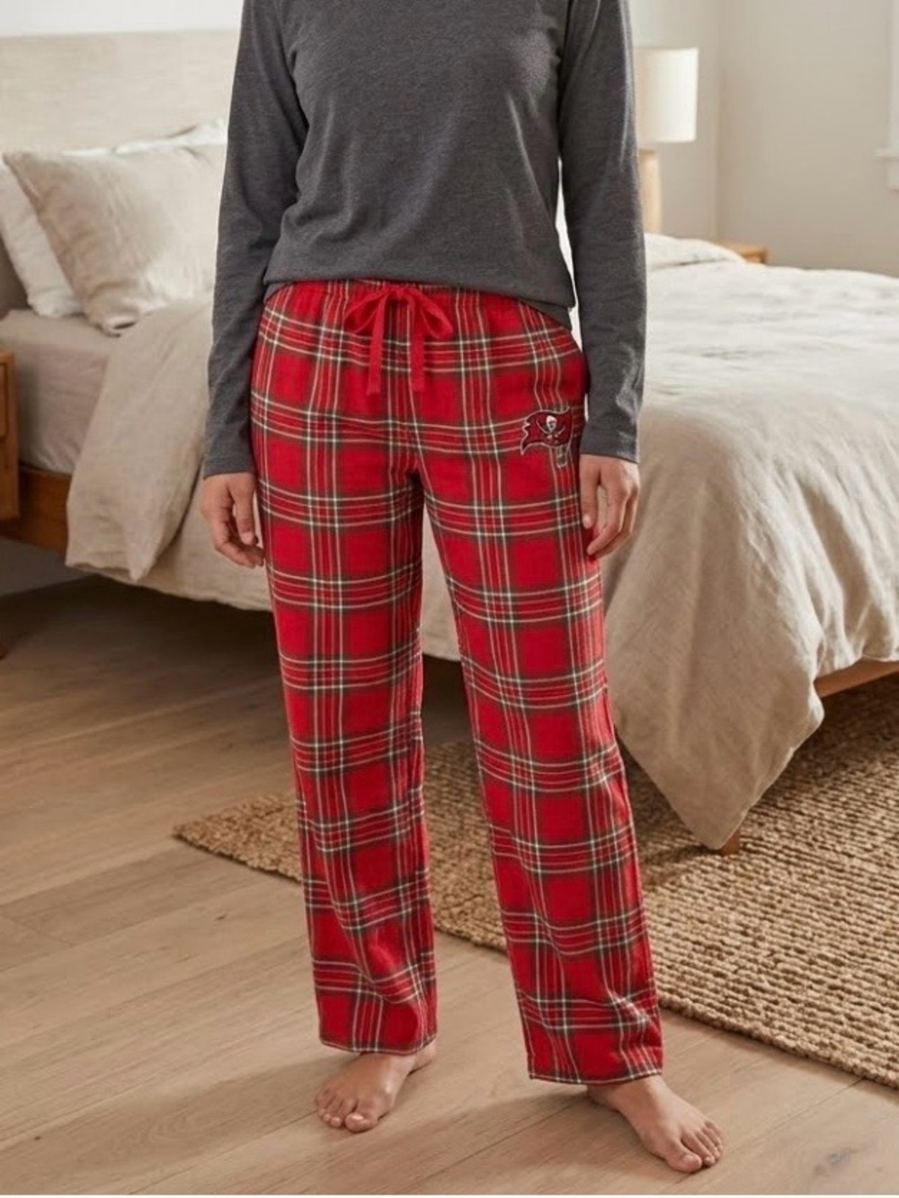 🏈♥️NWOT NFL Women's Red Plaid Pajama Pants - Flannel Lounge Pants Size Large